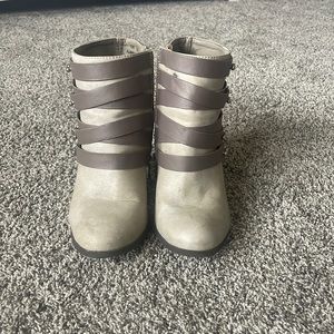 Dollhouse brand booties. Size 8.5